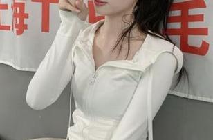 下载‘51cgfun苹果版’，各种精彩瓜不停，吃瓜群众准备好了吗？