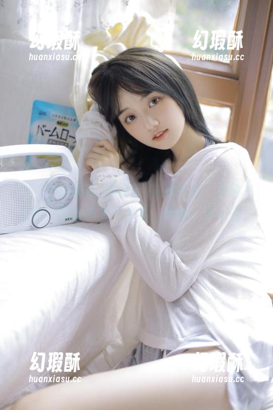 观看51在线吃瓜，仿佛在品尝一口新鲜的八爪鱼，啧啧，咸又香！