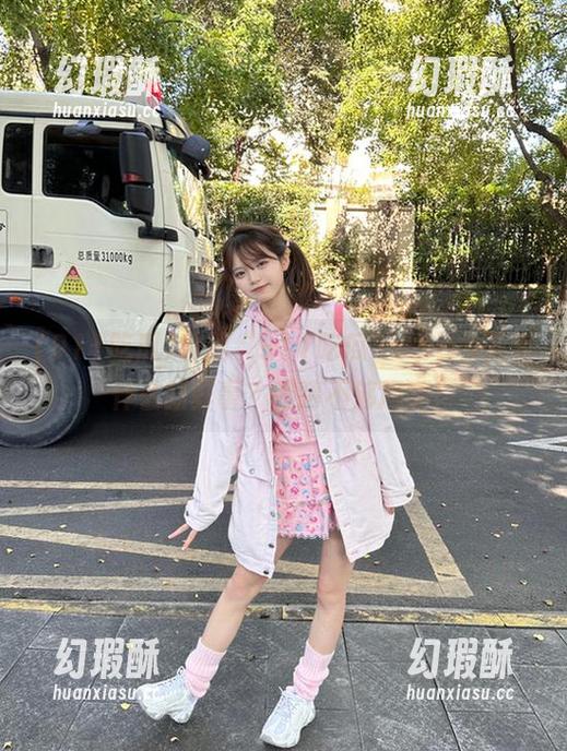 听说“911吃瓜”app今天有什么新鲜事？眼睛不够用啊！