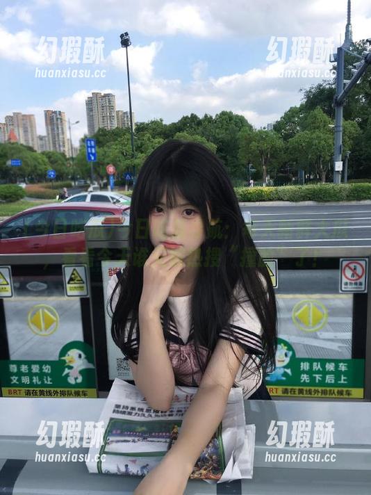 今日吃瓜 今日吃瓜导航:每天新鲜大瓜,看看今天谁又被热搜“撞脸”了!