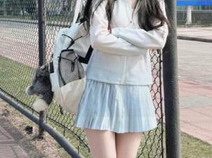 吃瓜爆料直达：那些被曝光的网红们真是够惊人的啊！