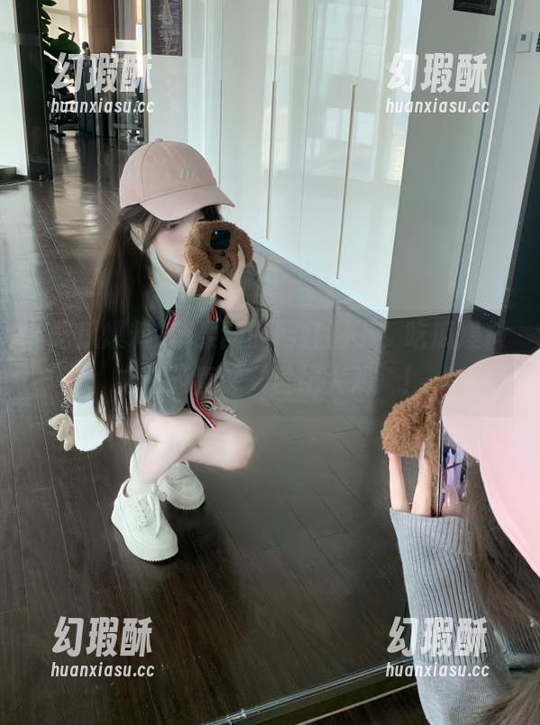苹果版的网红圈子，吃瓜爆料之旅简直像‘世纪大戏’！