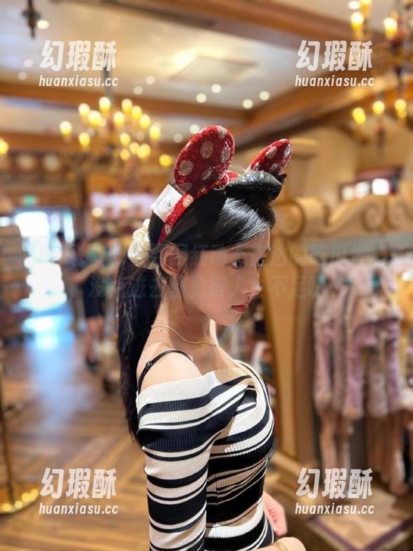 收到网红动态直达的吃瓜爆料，没点进去都觉得人生不足啊…
