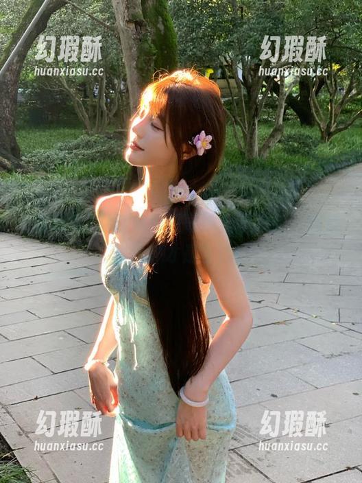 发布！扒哥黑料手机版，边走边八卦才是生活！