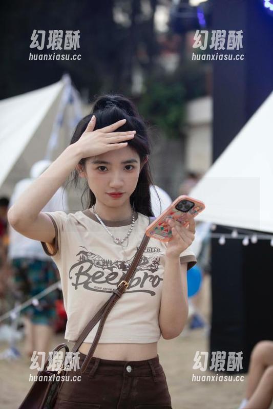哈哈，网曝吃瓜官网又发新闻了，我已经好了，准备好吸入瓜汁了吗？