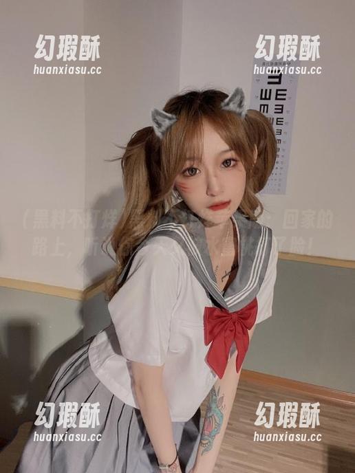 黑料不打烊苹果版：回家的路上，听说你今天又被水蜜桃打了脸！