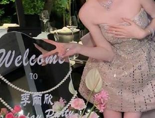 fuli24lv黑料正能量网站，那个‘入口’会不会露个脸呀？