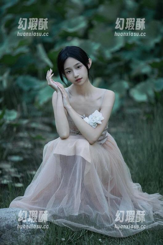 别看了，黑料网红更新又让人心痒痒，都是些让人睡不着的瓜！