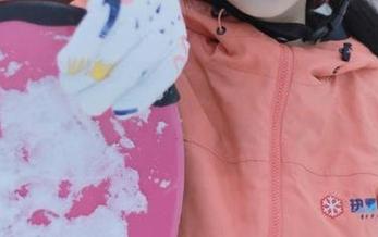 黑料资源网：一键导航到八卦满天飞的王国，来吧，别客气！