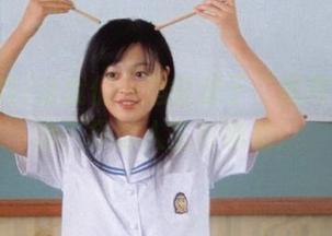 让我们一起驻足于“黑网料”网址，探讨人生与狗粮！